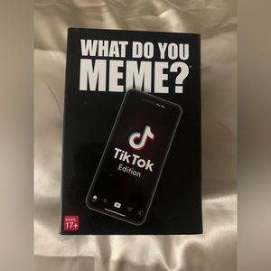 WHAT DO YOU MEME? (TikTok Edition) Ages 17+